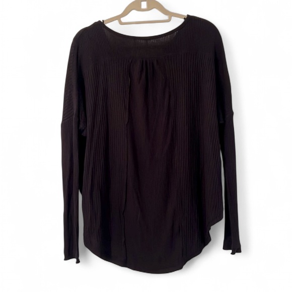 Free People Leo Henley Tee Black XS - Picture 3 of 10